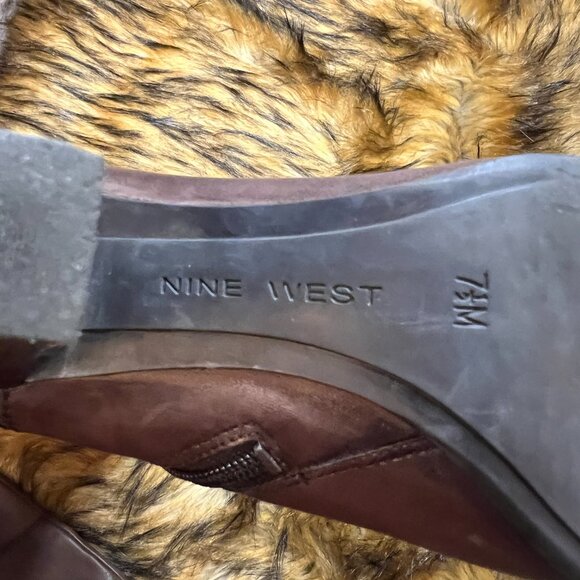 Brown Leather Women's Boots - Picture 4 of 5